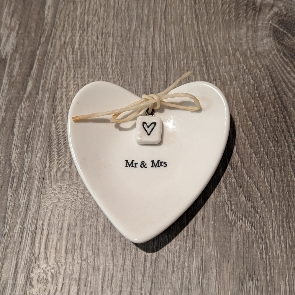 Mr. And Mrs. Ring dish